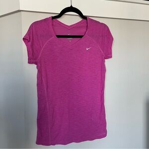 Nike Women's Magenta Short Dri-Fit Active Tee Size M